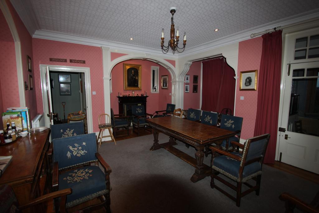 Barnt Green Woodlands Bed & Breakfast מראה חיצוני תמונה